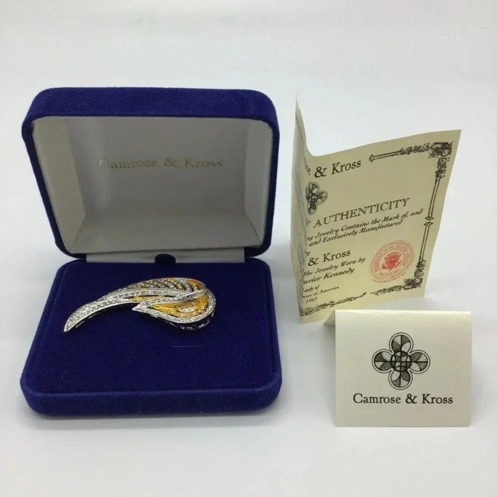 Camrose Kross Brooch